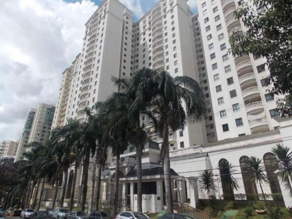 Luxuria Apartamento Palazzo Di Italia Goiânia Zewnętrze zdjęcie